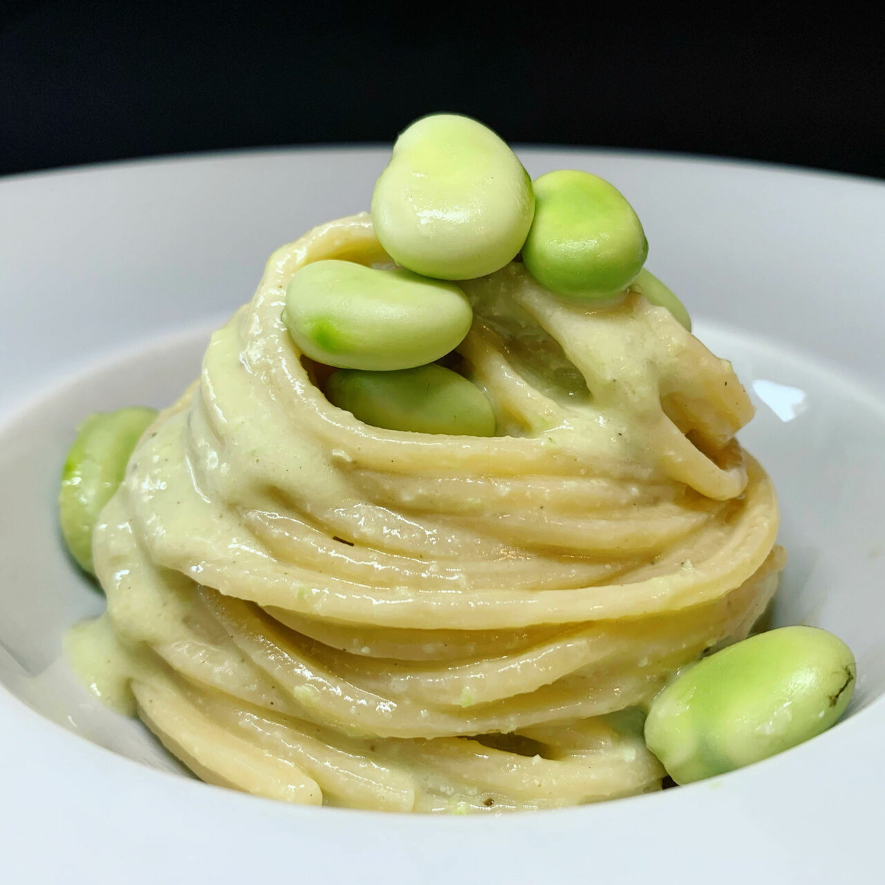 Chitarra con fave e pecorino