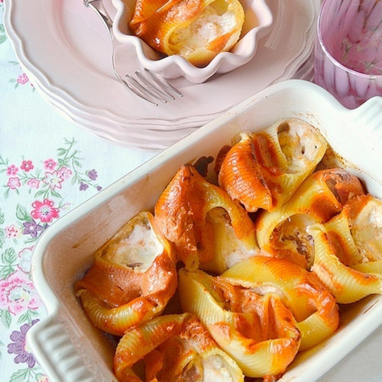 Lumaconi ripieni di salsiccia, zucca, funghi e Gruyère