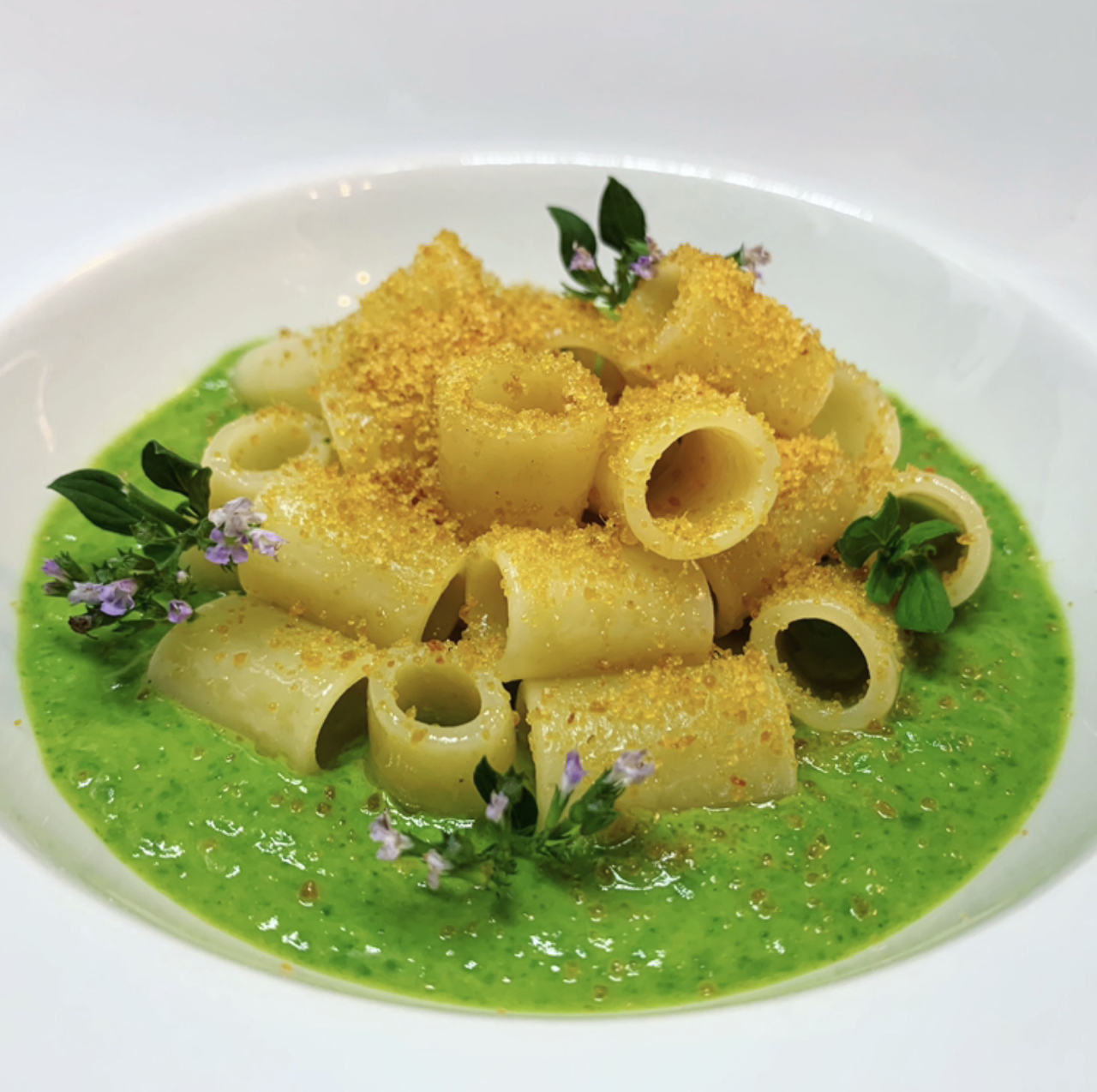 Canneroni Pasta Armando con broccoli e bottarga