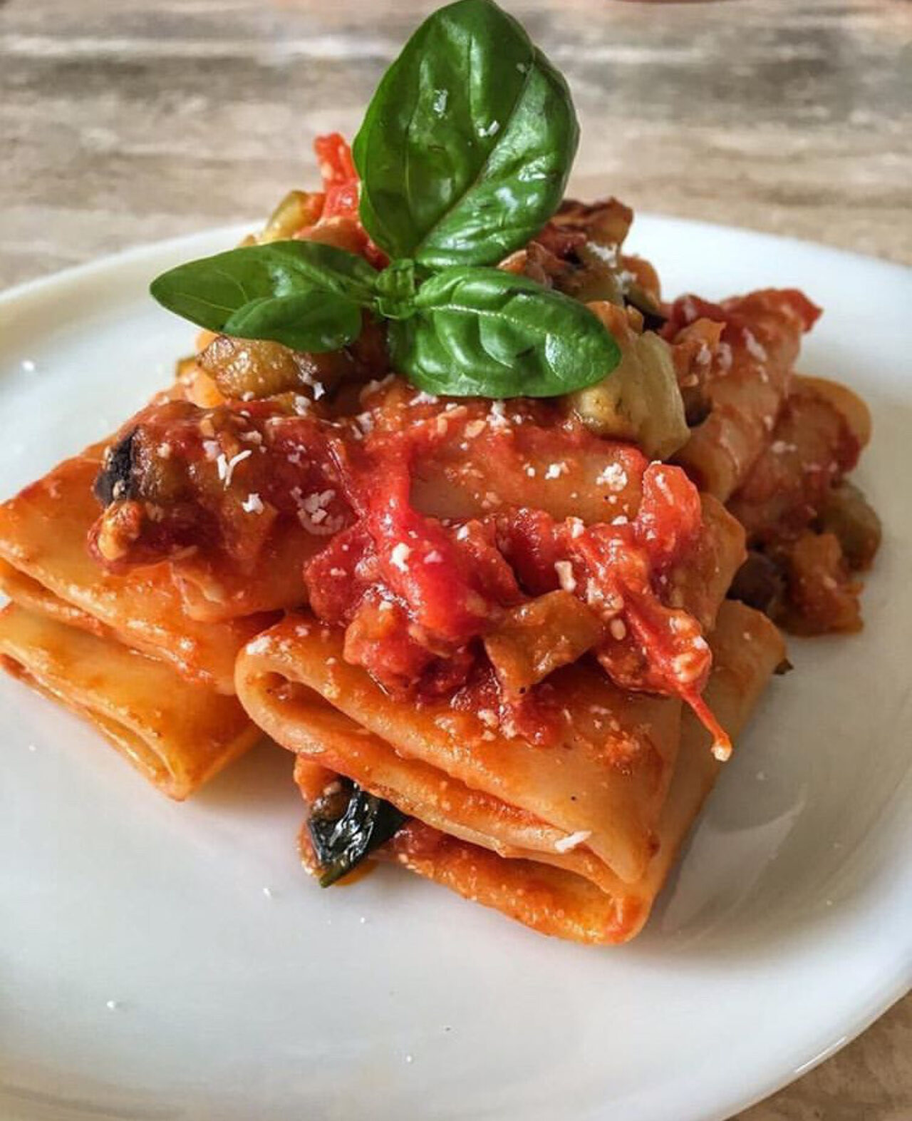 Ricetta paccheri Pasta Armando alla norma