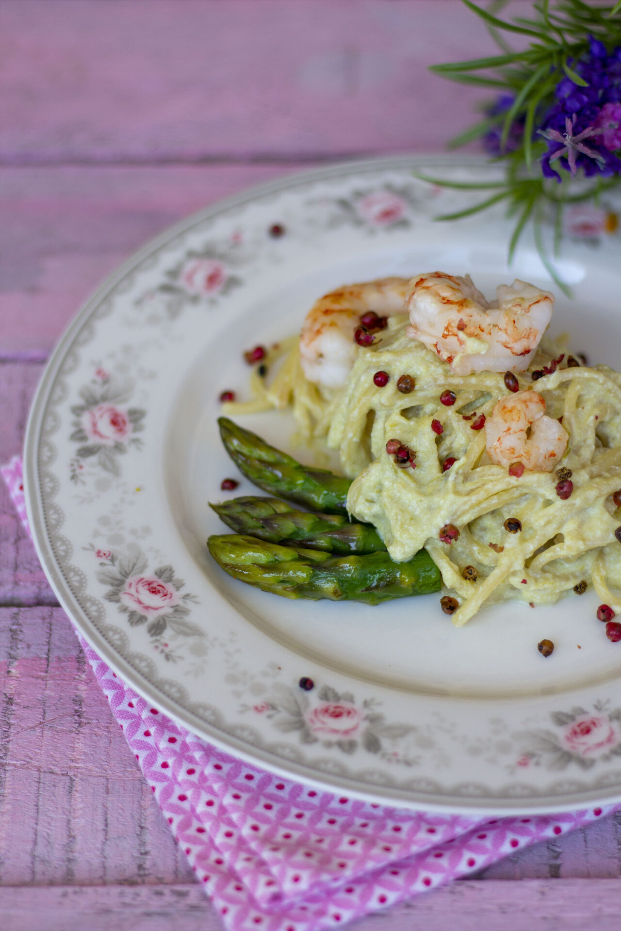 Ricetta spaghetti pasta armando crema asparagi gamberi pepe rosa kucina di kiara 1