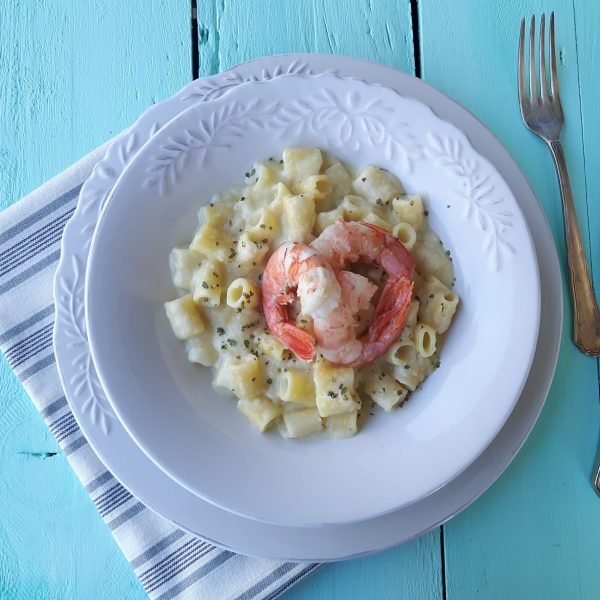 Canneroni con gamberi e colatura di provola affumicata