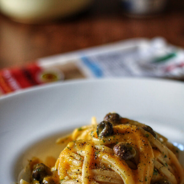 Linguine con zucca e olive