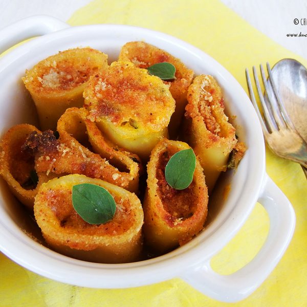 Paccheri gratinati con frittata di zucchine e pomodorini secchi