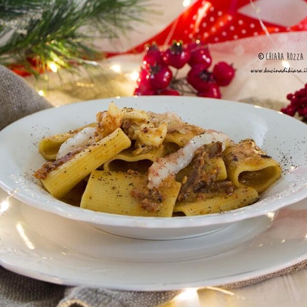 Schiaffoni Pasta Armando con gamberi, pomodori secchi e caffè